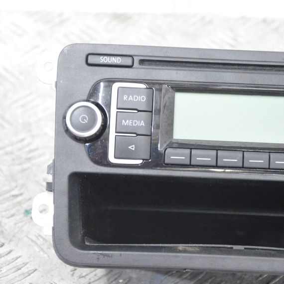 Магнітола штатна Volkswagen Golf V Touran 2003-2010 Радіо автомагнітола Фольксваген Гольф 5 Туран 1K0035156A | Зображення 1