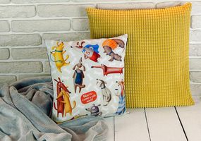 Подушка габардинова з принтом Щастя - саме в ці миті! 30x30 (3P_DOG134)