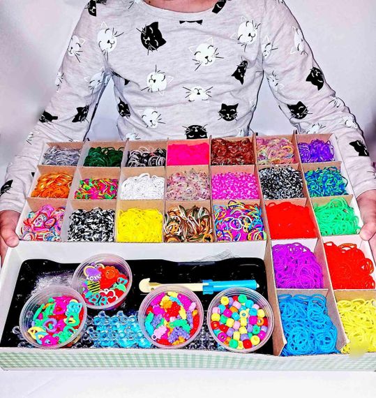Набір гумок для плетіння 25000 шт Loom Bands - меганабір у кейсі з верстатом, гачками і намистинами