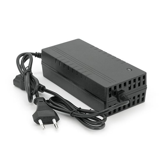 Зарядний пристрій Jinyi для акумуляторів Li-ion 48V2A(54,6V),13S,штекер Triangle plug (T-tipe/IEC/C13 N+L-),з індикацією,BOX | Зображення 1