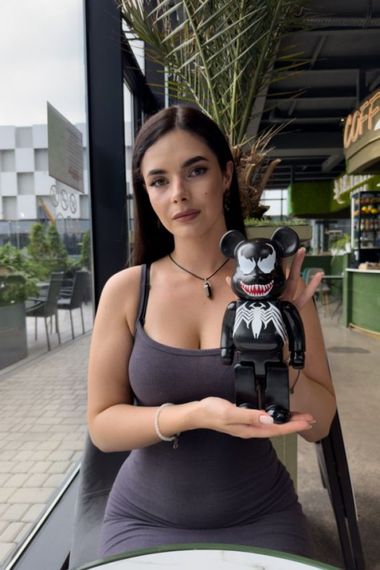 Bearbrick  x Marvel Spider-Man Black Costume дизайнерська статуетка ведмідь Беарбрік 28 см mb016 чорна | Зображення 1
