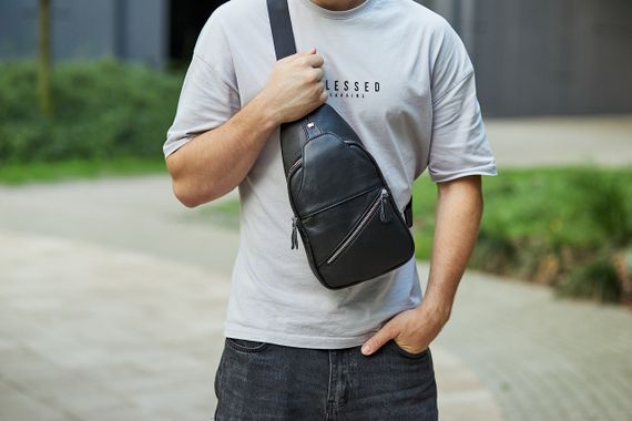 Мужская сумка-слинг кожаная черная Tiding Bag 7579 | Зображення 6