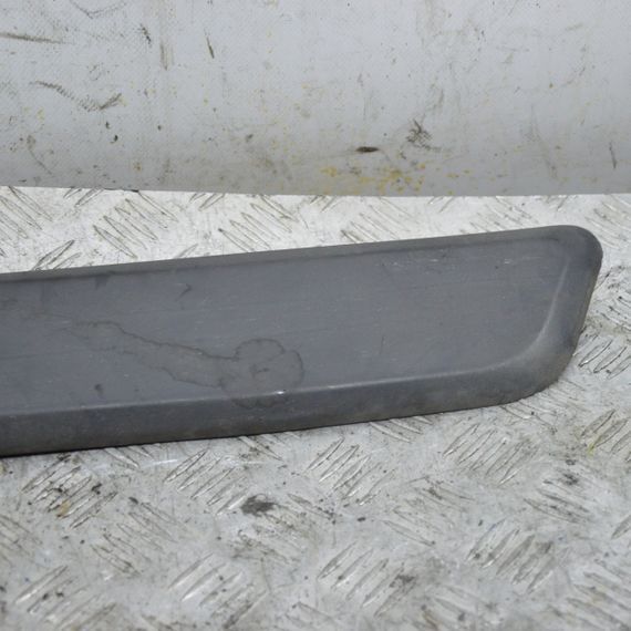 Молдинг задніх лівих дверей Fiat Fiorino 2007-2016 Накладка дверей задня ліва Фіат Фіоріно 1308820070 | Зображення 2