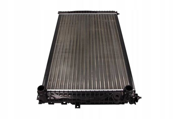 Радиатор охлаждения   Vw Passat B5 / Audi A4 / Audi A6 /Skoda Superb I 1994-