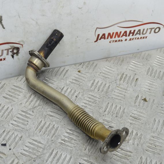 Трубка EGR 1.6 FSI 16V Volkswagen Golf V 2003-2008 Трубка картерних газів егр Фольксваген Гольф 5 03C131521P | Зображення 1