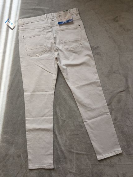 Чоловічі білі завужені джинси Livergy | Зображення 2