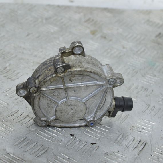 Вакуумний насос 2.0 BMW N43 E90 E91 E92 E93 2004-2013 Насос вакуумний БМВ е90 е91 е92 е93 7547024 | Зображення 1