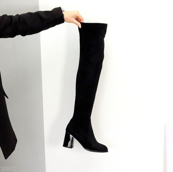 Шикарні чорні замшеві ботфорти на високих зручних підборах | Зображення 3