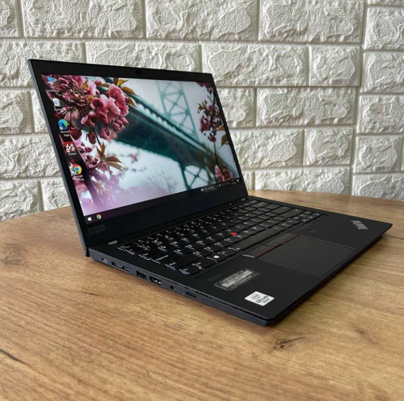 Ноутбук Сенсорний Lenovo ThinkPad T14 14,0" FHD IPS i5 10310U 8Gb SSD 256Gb Б/В | Зображення 3