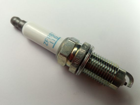 Свічка запалювання NGK V-Line 44 (ZFR6T-11G) | Зображення 3