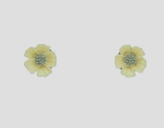 Детские сережки Сережки гвоздики пусеты Liresmina Jewelry желтые цветочки 0.8 см | Зображення 1