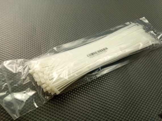 Хомут пластиковий APRO 300х4 (100 шт. у уп.) білий, 1 ПАКОВКА (CT-W4300) | Зображення 1