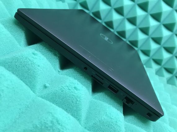 Ультрабук Б-класс Dell Latitude 7480 / 14" (1920x1080) IPS / Intel Core i7-6600U (2 (4) ядра по 2.6 - 3.4 GHz) / 8 GB DDR4 / 256 GB SSD M.2 / Intel HD Graphics 520 / WebCam / HDMI б/у | Зображення 7