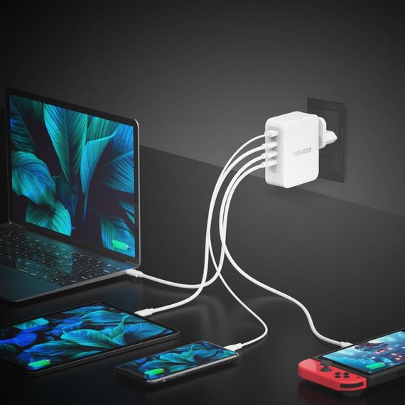 Зарядний пристрій J5create JUP43130E-EN ,1 USB-A / 3 USB-С | Зображення 3