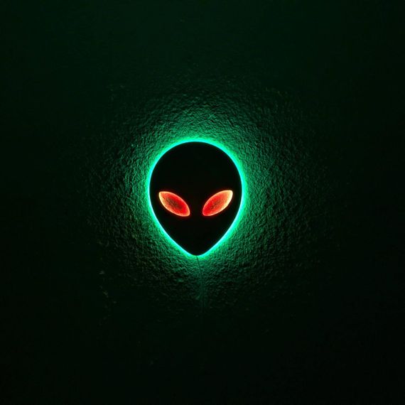 Панно декоративная картина на стену Пришелец LED подсветка 16 цветов пульт 300х243 acr-p000225 | Зображення 1