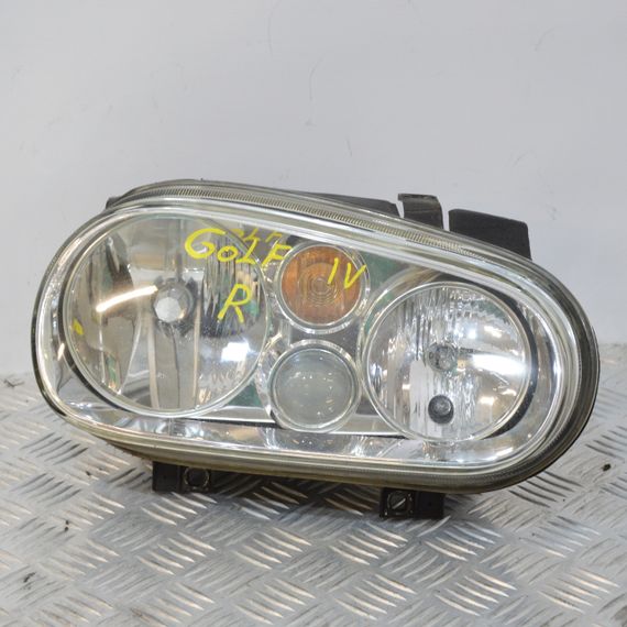 Фара передня права VW Volkswagen Golf IV 1997-2005 Фольксваген Гольф 4 1J1941016C