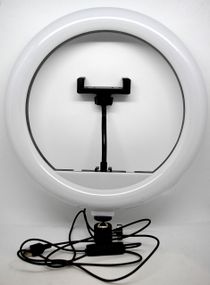Лампа селфі LED кільцева світлодіодна кільце 30 см з тримачем для телефона та кріпленням під штатив