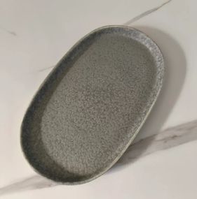 Тарілка овальна Olens Конкрето 101-0424 14.3х23.5 см сіра