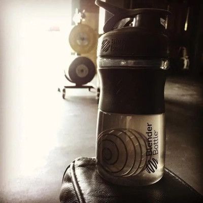 Шейкер спортивный BlenderBottle SportMixer Flip 20oz/590ml Black (SM 20oz Black) | Зображення 2