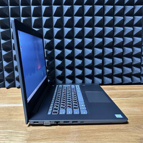 Ноутбук Lenovo V330-14IKB 81B0 / 14" (1920x1080) IPS / Intel Core i5-8250U (4 (8) ядра по 1.6 - 3.4 GHz) / 8 GB DDR4 / 256 GB SSD / Intel UHD Graphics 620 / WebCam б/в | Зображення 2