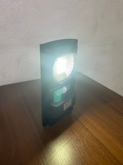 Світильник вуличний  на сонячній батареї LED "COMPACT-10" 10 W (074-010-0010-020) | Зображення 5