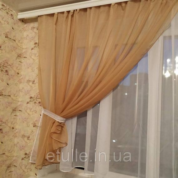 Готовая бежевая короткая пошитая тюль занавеска для кухни, веранды, гостинной