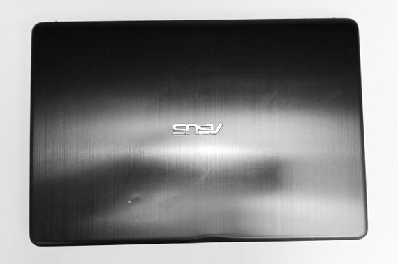 Ультрабук Б-клас Asus VivoBook S15 S530F / 15.6" (1366x768) TN / Intel Core i3-8145U (2 (4) ядра по 2.1 - 3.9 GHz) / 8 GB DDR4 / 120 GB SSD / Intel UHD Graphics / WebCam б/в | Зображення 5