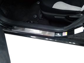 Накладки на пороги VIP (4 шт, нерж.) для Toyota Corolla 2013-2019 гг