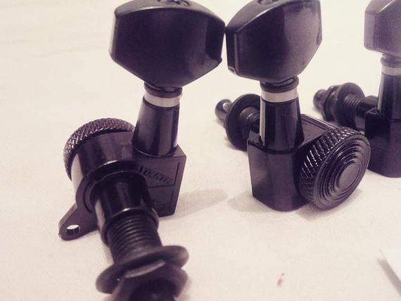 Колки локовые для электрогитары и акустической гитары 6R Lock черные кілки гитари електрогитари | Зображення 1