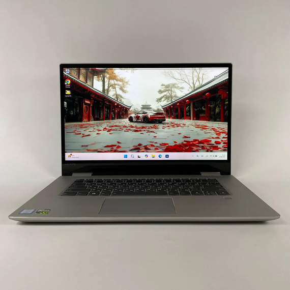 Ноутбук-трансформер Б-клас Lenovo Yoga 720-15 IKB / 15.6" (3840x2160) IPS Touch / Intel Core i7-7700HQ (4 (8) ядра по 2.8 - 3.8 GHz) / 12 GB DDR4 / 256 GB SSD / nVidia GeForce GTX 1050, 2 GB GDDR5, 128-bit / TouchID б/в + Подарунок Бездротова миша / USB | Зображення 1
