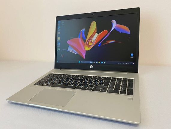 Ноутбук HP ProBook 455R G6 / 15.6" (1366x768) TN / AMD Ryzen 3 3200U (2 (4) ядра по 2.6 - 3.5 GHz) / 8 GB DDR4 / 240 GB SSD / AMD Radeon Vega 3 Graphics / WebCam / HDMI б/в | Зображення 2