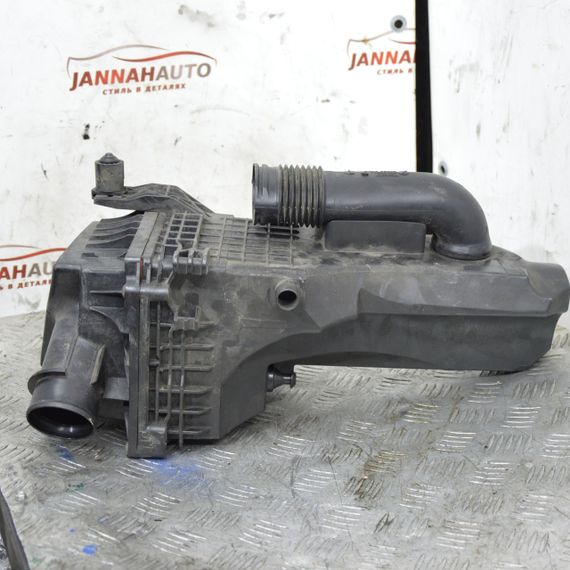 Корпус повітряного фільтра 1.0 EcoBoost Ford Fiesta VII 2008-2017 Корпус фільтра повітряний Форд Фієста 7 C1B19600CD | Зображення 1