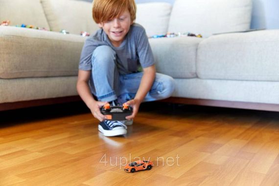 Машинка Хот Вілс Ламборгіні 1:64 на пульті управління для треку Hot Wheels Lamborghini Revuelto Mattel | Зображення 5