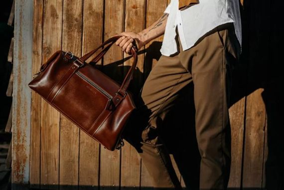 Шкіряна дорожня сумка Skin and Skin Stout M 45x22x23 см Коньячна (BB01MCO) | Зображення 1