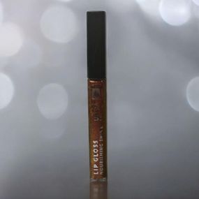 Ультра поживний блиск для губ Avon «Ультра» — відтінок Космічне сяйво /Cosmic glow , 7 мл (НОВИНКА)