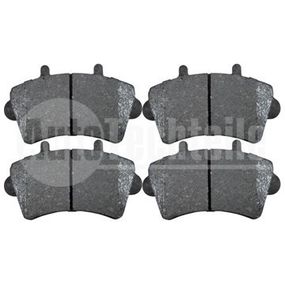 Колодки тормозные передние Renault Master 1.9D/2.2D/2.5 00-10, AutoTechteile, 504 0155, FAW23613.17.8