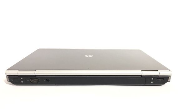 Ноутбук Б-клас HP EliteBook 8570p / 15.6" (1366x768) TN / Intel Core i5-3360M (2 (4) ядра по 2.8 - 3.5 GHz) / 8 GB DDR3 / 320 GB HDD / Intel HD Graphics 4000 / WebCam / DVD-ROM б/в | Зображення 2