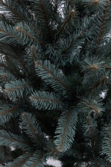 Штучна ялинка «Різдвяна ніч» 1 м блакитна – пухнаста ялинка з ПВХ, гіпоалергенна, на підставці | Зображення 3