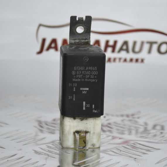 Реле насоса Mercedes Vito (W639) 2003-2014 клапан помпи Мерседес Віто 639 A6398300084