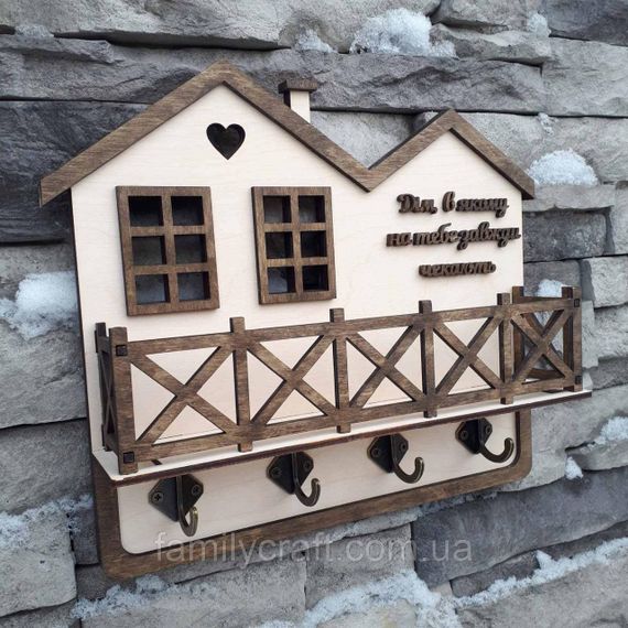 Ключница настенная деревянная с полочкой и персонализацией Family Craft венге, именной органайзер для ключей | Зображення 2
