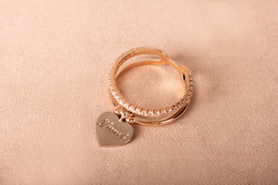 Кольцо из желтого и белого золота с сердечком 16 | Зображення 6