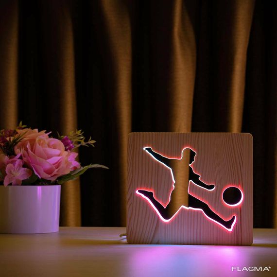 Светильник ночник ArtEco Light из дерева LED "Футболист с мячем" с пультом и... | Зображення 9