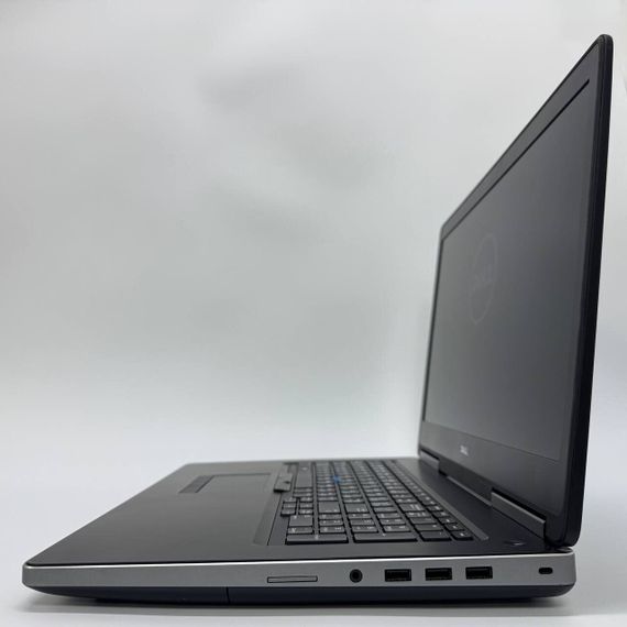 Мобільна робоча станція Dell Precision 7710 / 17.3" (1920x1080) IPS / Intel Xeon E3-1505M v6 (4 (8) ядра по 3.0 - 4.0 GHz) / 16 GB DDR4 / 512 GB SSD / nVidia Quadro M4000M, 4 GB GDDR5, 256-bit б/в | Зображення 4