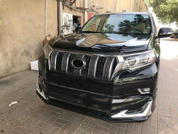 Накладки на передній і задній бампер Modelista V1 (2017-) Білий колір для Toyota Land Cruiser Prado 150 | Зображення 8