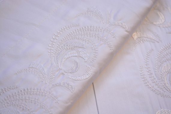 Комплект постільної білизни Issimo  Embroidered Satin 200х220 см Clare | Зображення 3