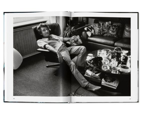 Книга для фотографів Гельмут Ньютон фотомистецтво Helmut Newton&Alice Springs. Us and Them. Matthias Harder | Зображення 6