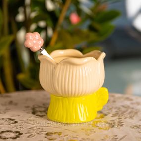 Креманка фарфоровая с ложкой в форме цветка 300 (мл) креманка для десертов, мороженого и желе Желтый FM-42BE