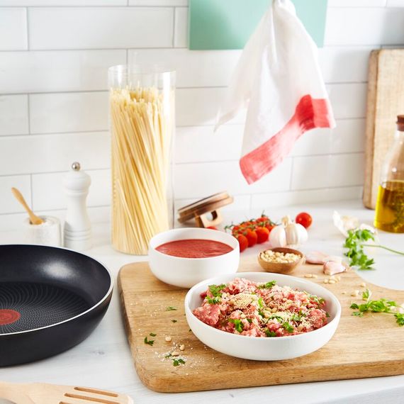 Сковорода Tefal Generous Cook, 28см, алюміній, бакеліт, чорний (C2770653) | Зображення 4