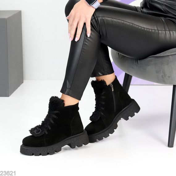 Дизайнерські чорні замшеві черевики на флісі з опушкою 37