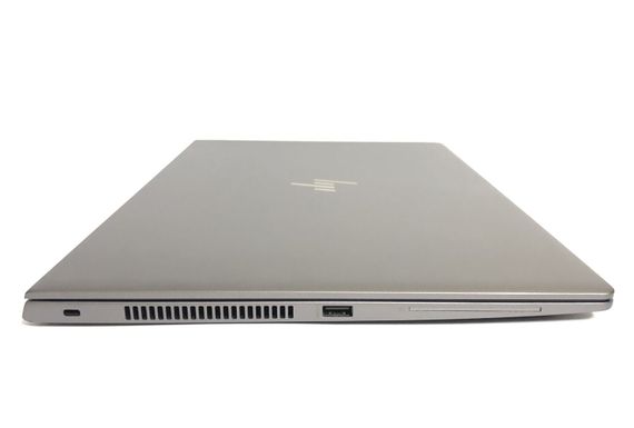 Мобільна робоча станція HP ZBook 15u G5 / 15.6" (1920x1080) IPS / Intel Core i7-8650U (4 (8) ядра по 1.9 - 4.2 GHz) / 16 GB DDR4 / 256 GB SSD / AMD Radeon Pro WX 3100, 2 GB DDR5, 128-bit / WebCam / Win 11 Pro б/в  + Подарунок Накопитель Kingston 64GB | Зображення 4